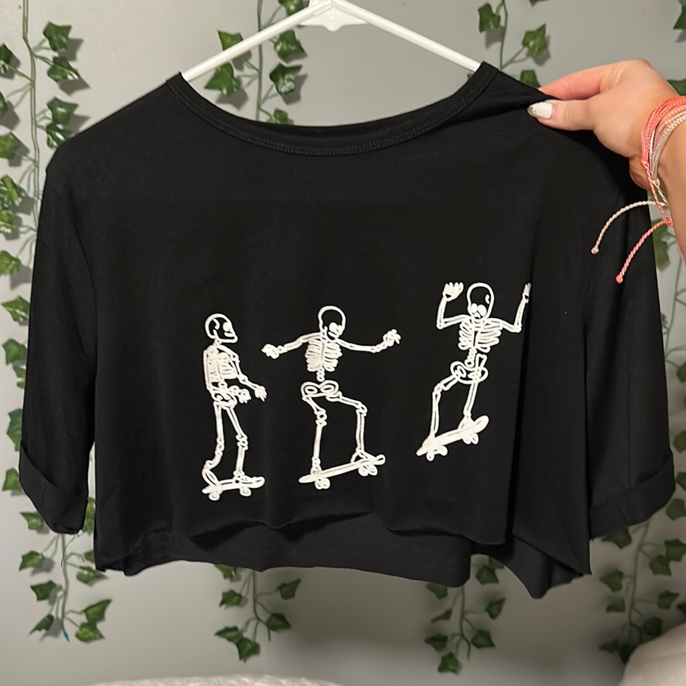 crop tee